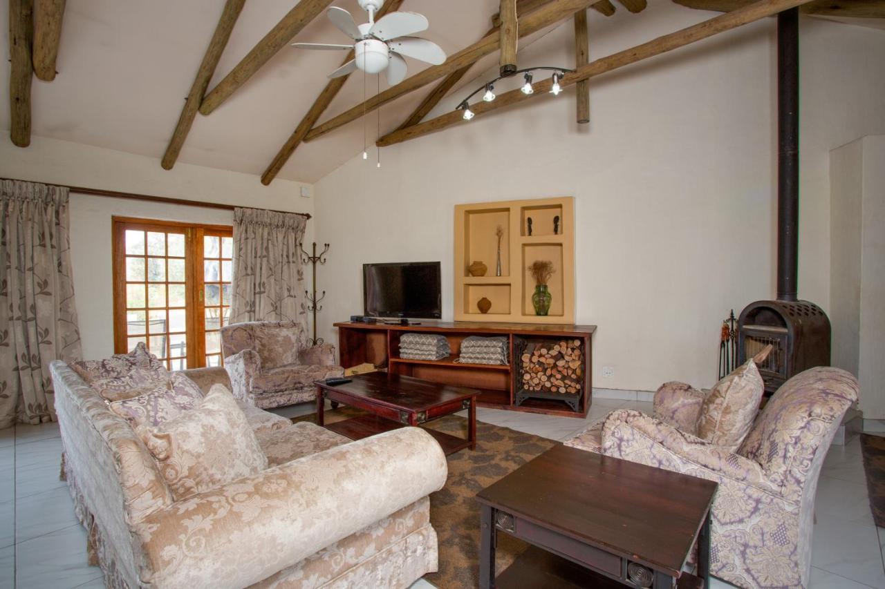 Whispering Pines Country Estate Villa Magaliesburg Ngoại thất bức ảnh