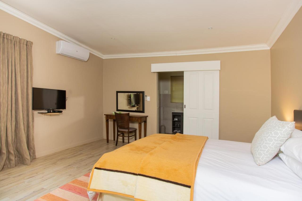 Whispering Pines Country Estate Villa Magaliesburg Ngoại thất bức ảnh