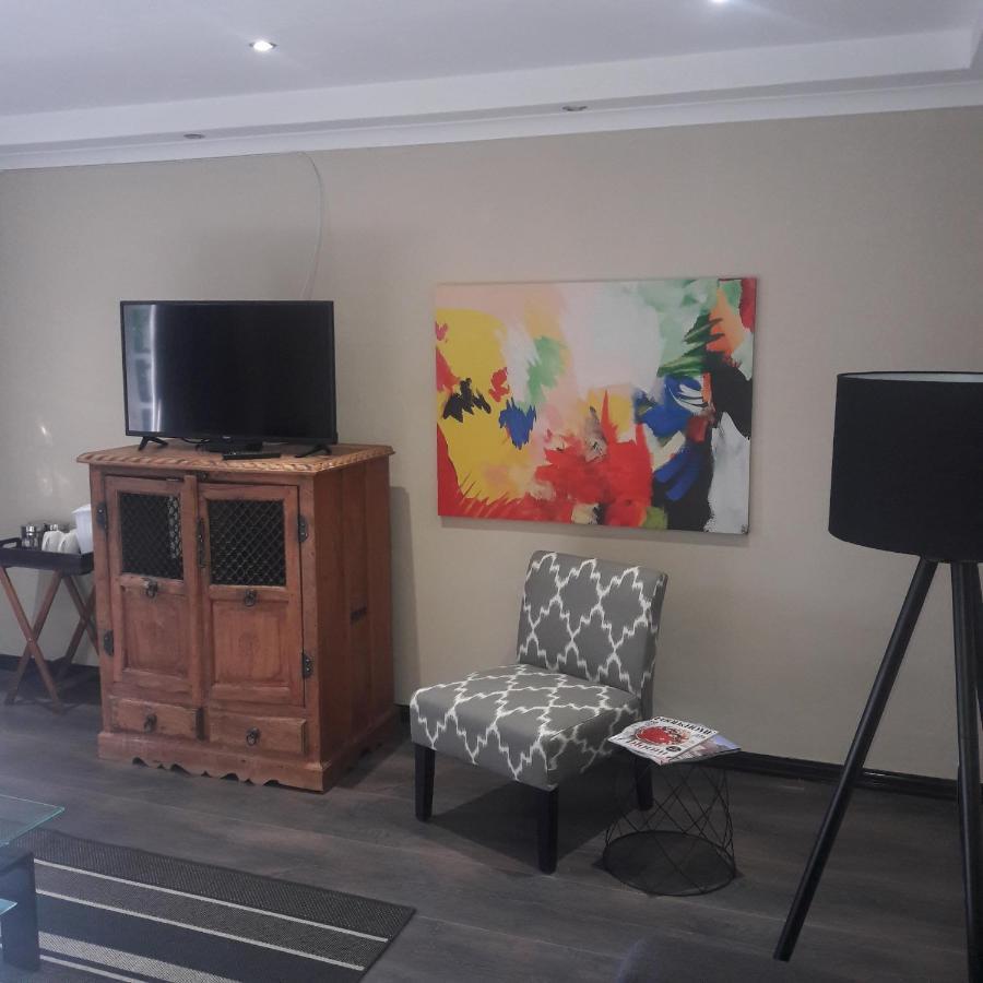 Whispering Pines Country Estate Villa Magaliesburg Ngoại thất bức ảnh
