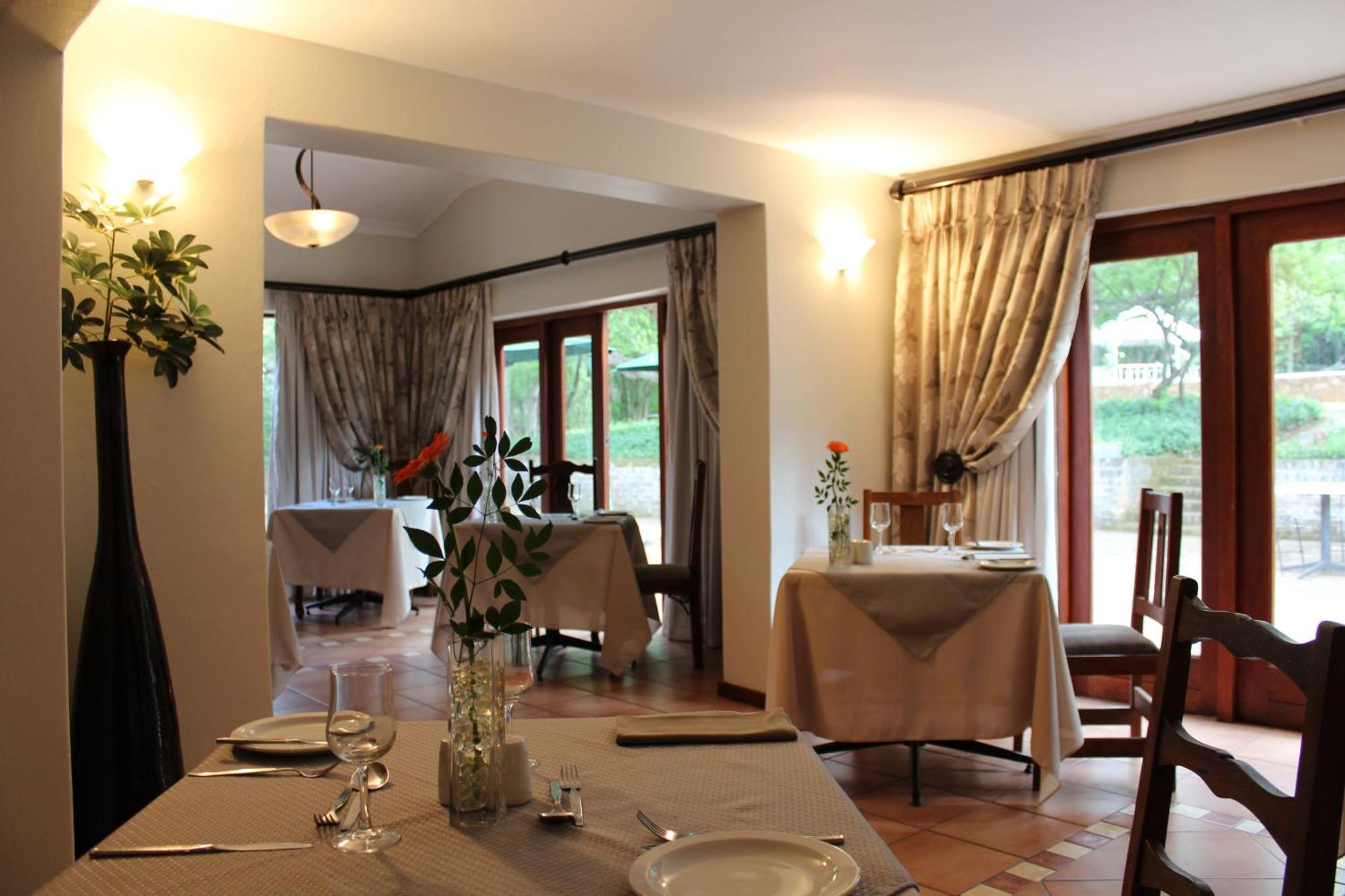 Whispering Pines Country Estate Villa Magaliesburg Ngoại thất bức ảnh